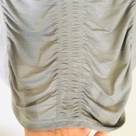 2/$12! Lululemon RARE Runner Up Tee Rushced Back - Picture 10 of 16